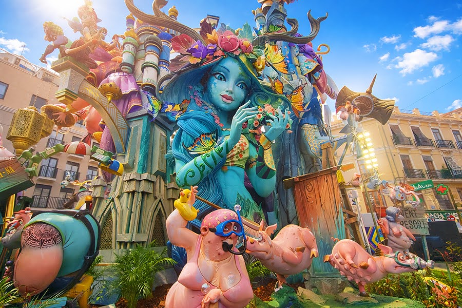 Las Fallas: Festival Api di Spanyol yang Super Spektakuler